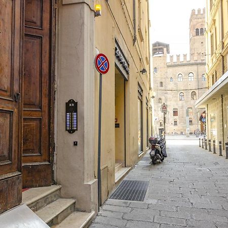 Studio Nel Cuore Della Citta' By Wonderful Italy Болонья Экстерьер фото